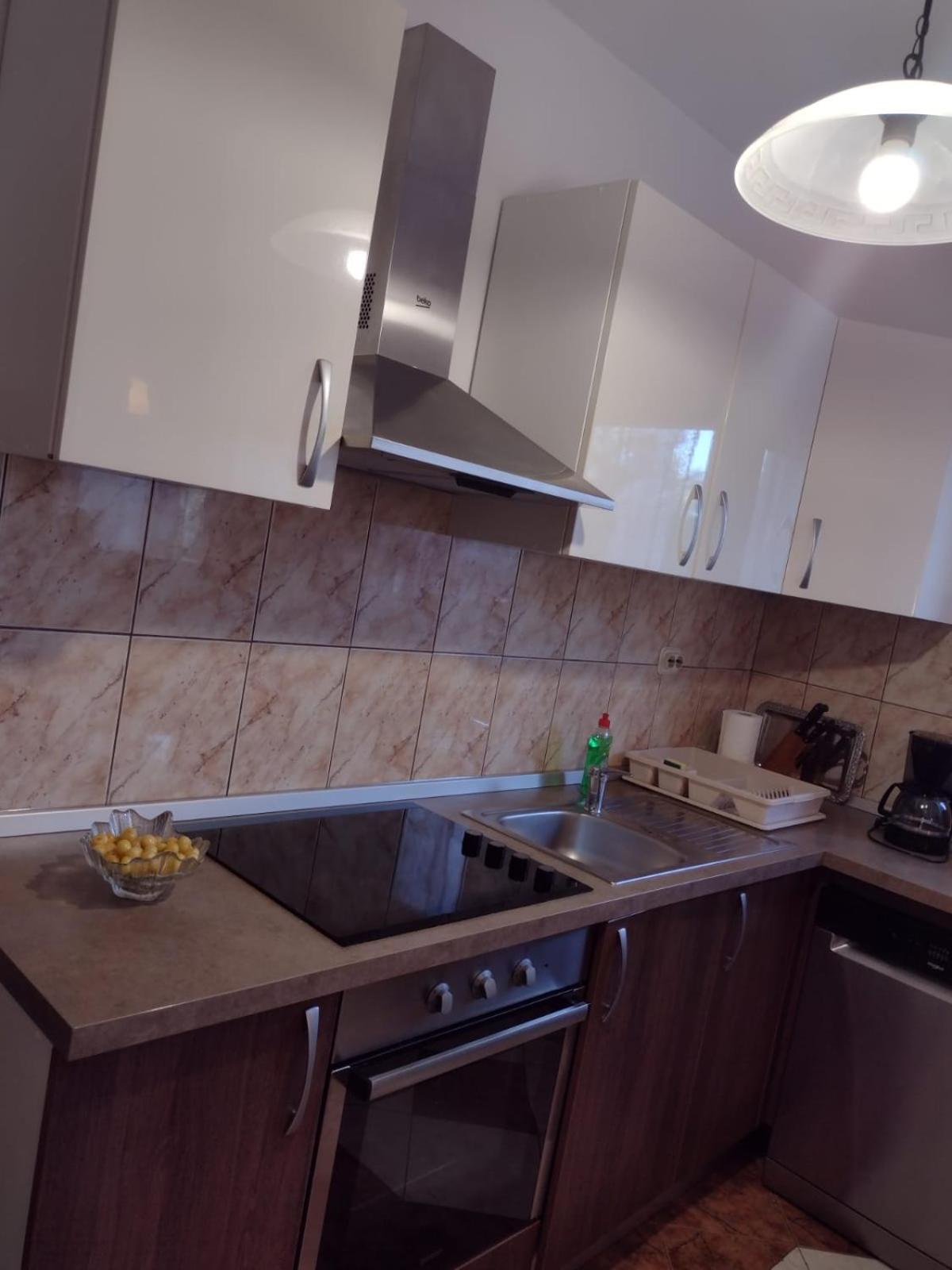 Spacious Apartment With Parking&Garden Marčana 部屋 写真