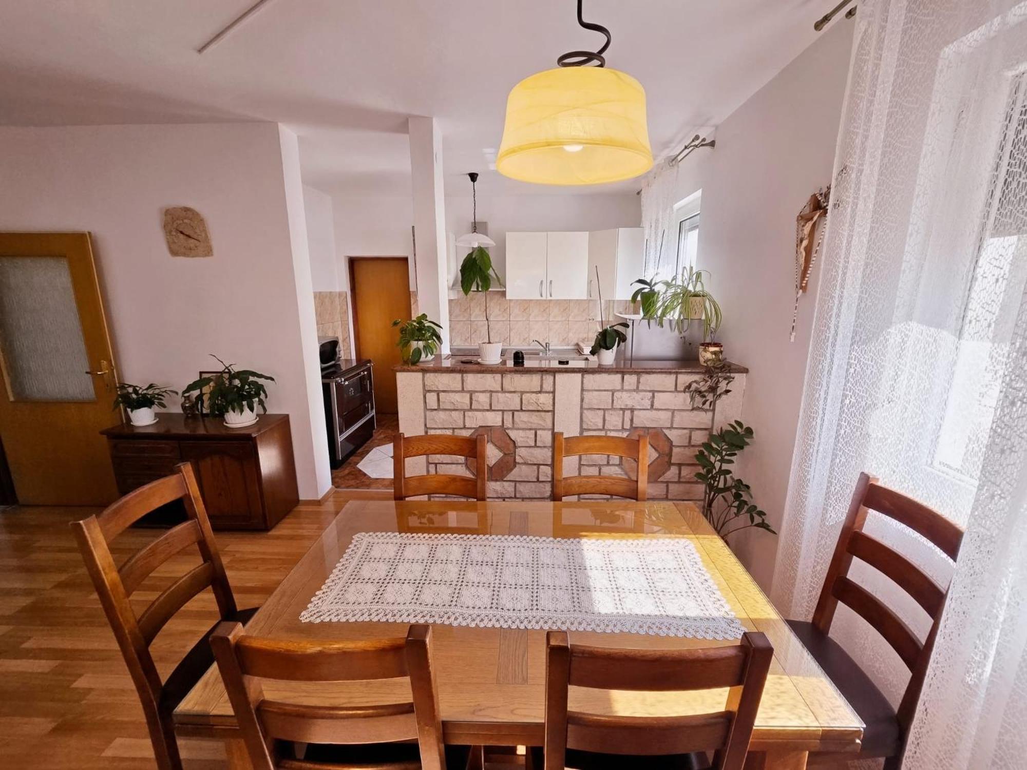 Spacious Apartment With Parking&Garden Marčana エクステリア 写真